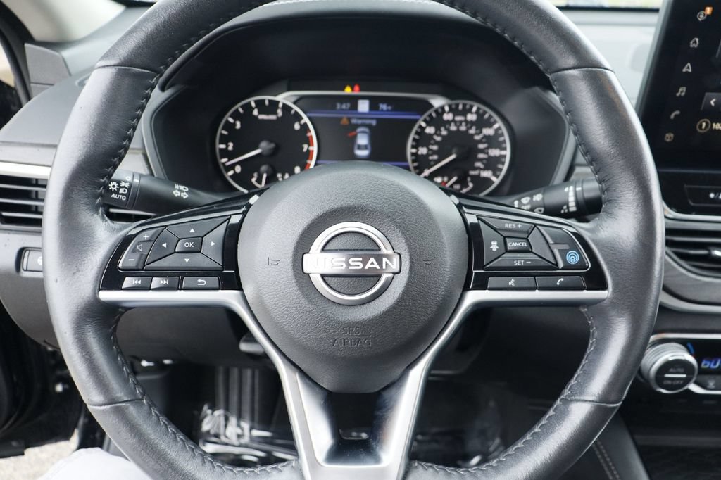 Used 2023 Nissan Altima 2.5 SL FWD image 6