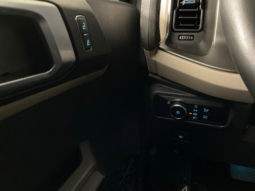 Certified 2023 Ford Bronco Wildtrak AWD/4WD image 19