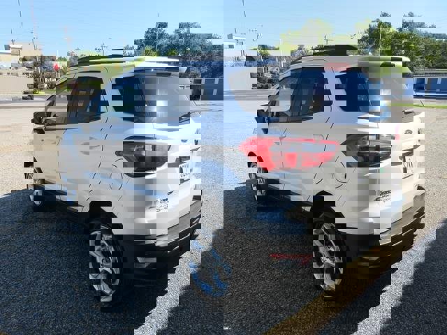 Certified 2022 Ford EcoSport SE w/ SE Convenience Package image 3