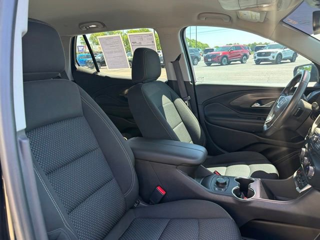 Used 2023 GMC Terrain SLE w/ Driver Convenience Package FWD image 21