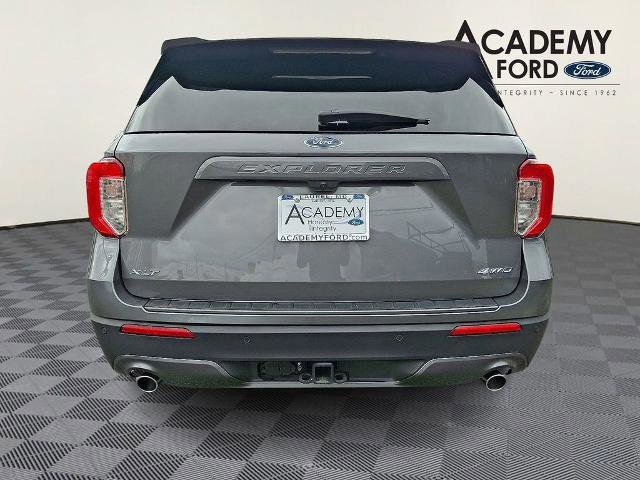 Certified 2023 Ford Explorer XLT w/ Equipment Group 202A image 3