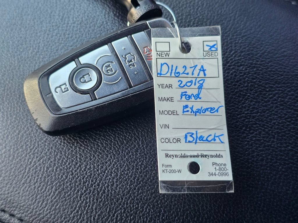 Certified 2018 Ford Explorer XLT w/ Equipment Group 202A AWD/4WD image 35