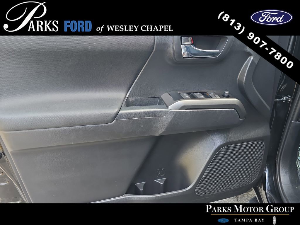 Used 2023 Toyota Tacoma TRD Sport w/ Technology Package AWD/4WD image 15