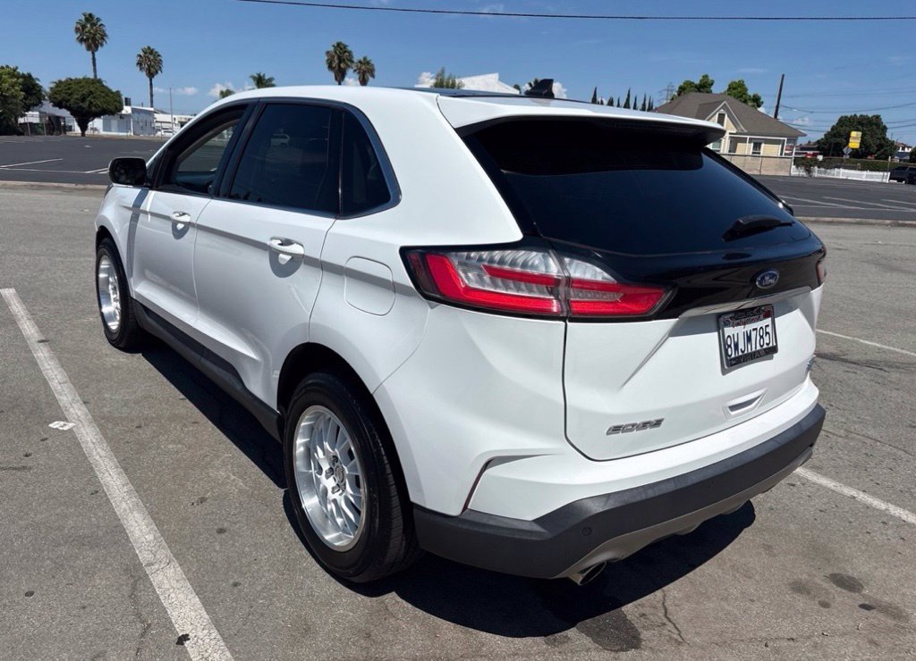 Certified 2020 Ford Edge SEL w/ Convenience Package FWD image 4