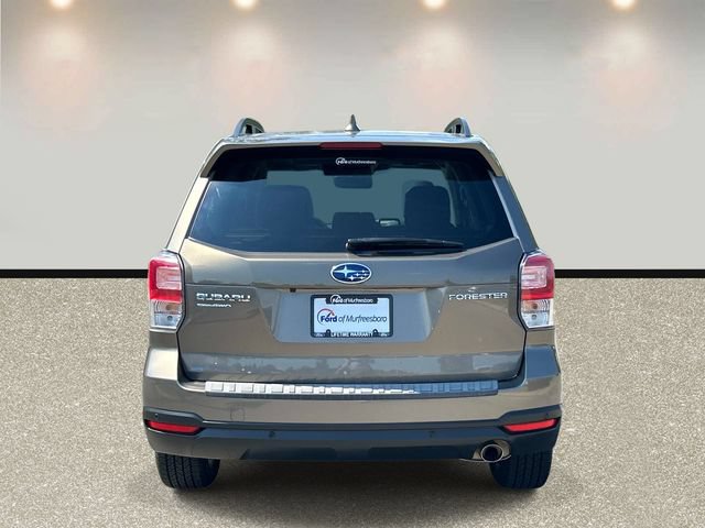 Used 2018 Subaru Forester 2.5i Touring AWD/4WD image 6
