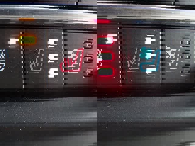 Certified 2024 Ford Expedition Limited image 35