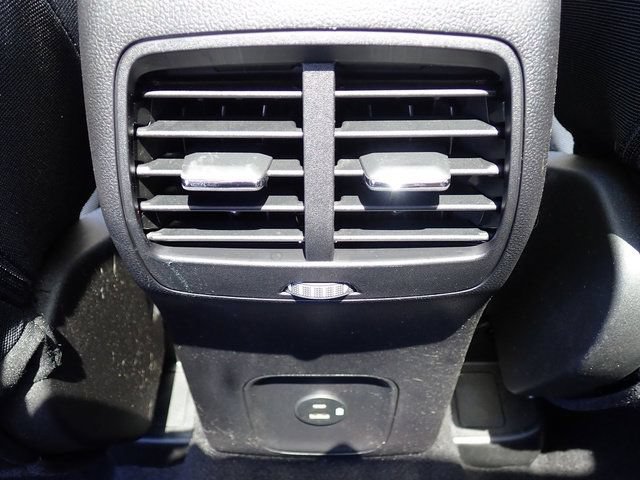 Certified 2022 Ford Escape SE w/ SE Sport Appearance Package AWD/4WD image 19