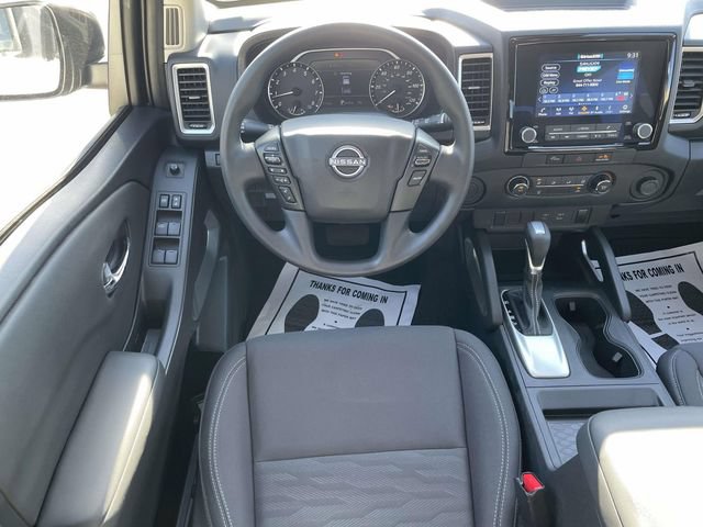 Used 2024 Nissan Frontier SV RWD image 11