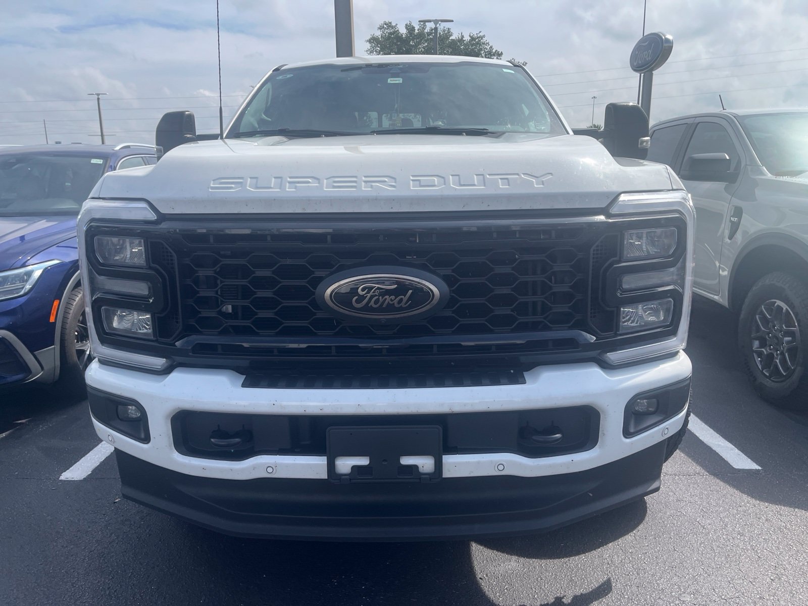 Certified 2025 Ford F250 Lariat w/ Lariat Ultimate Package AWD/4WD image 3