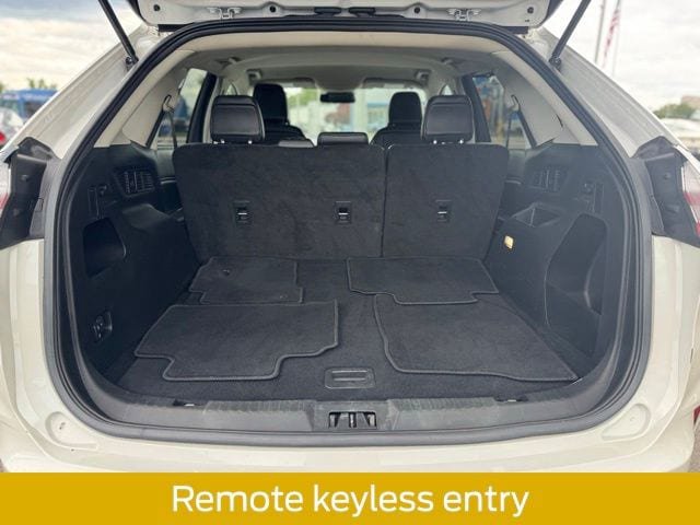 Certified 2023 Ford Edge SEL AWD/4WD image 22