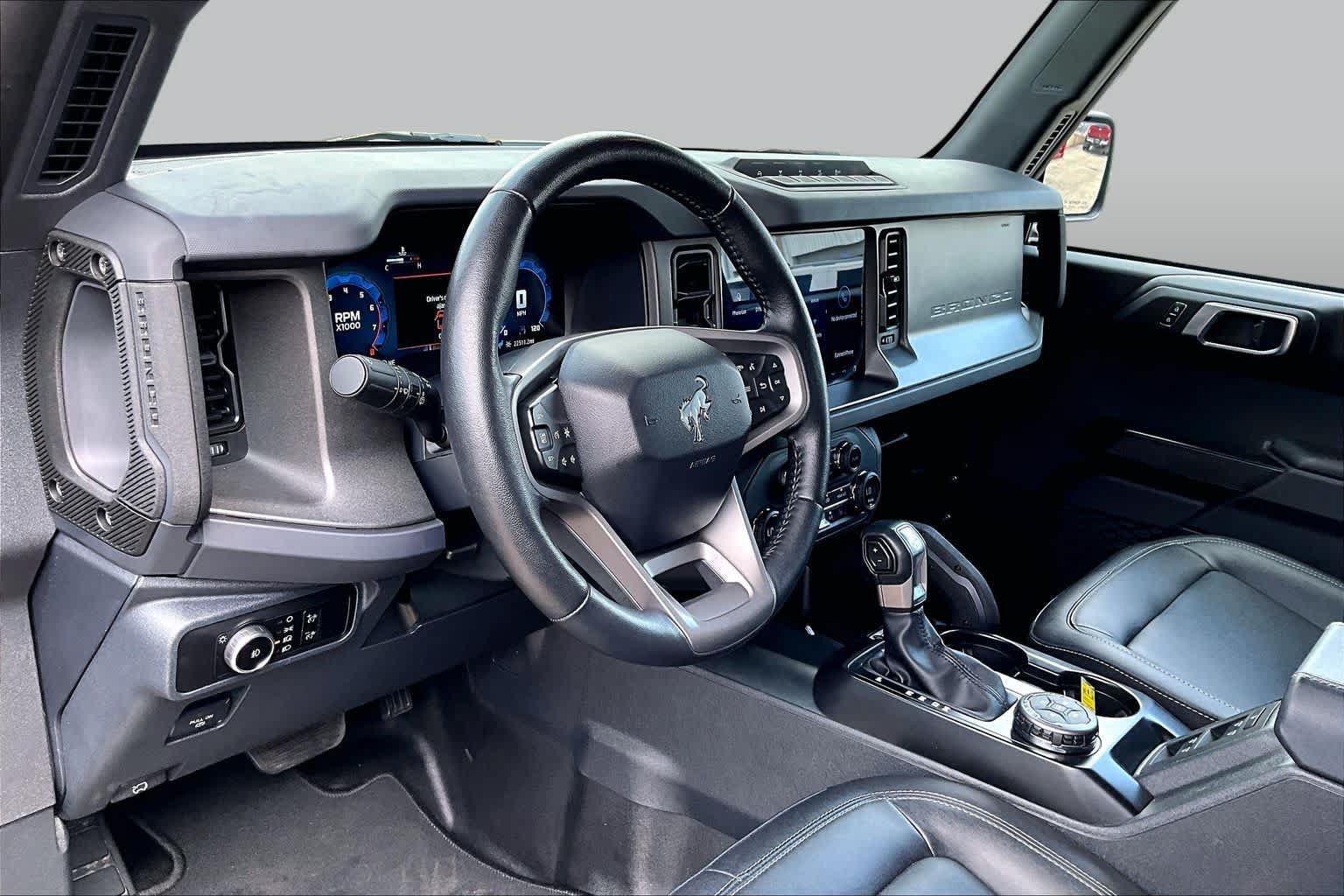 Certified 2025 Ford Bronco Badlands AWD/4WD image 18