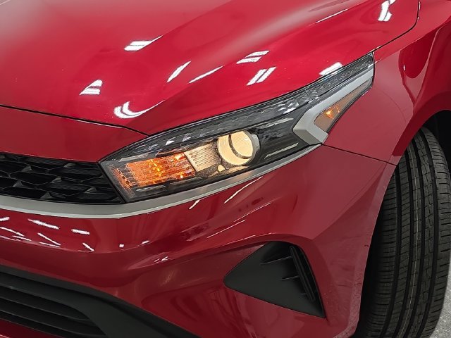 Used 2024 Kia Forte LXS FWD image 30