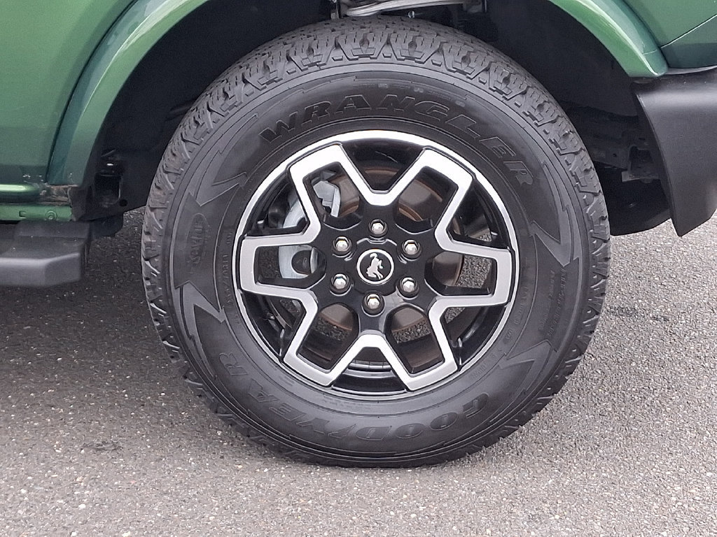 Certified 2022 Ford Bronco Outer Banks AWD/4WD image 8