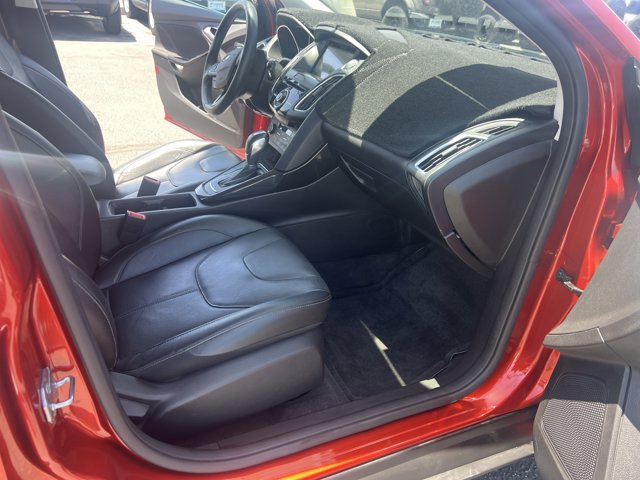Certified 2018 Ford Focus Titanium FWD image 14