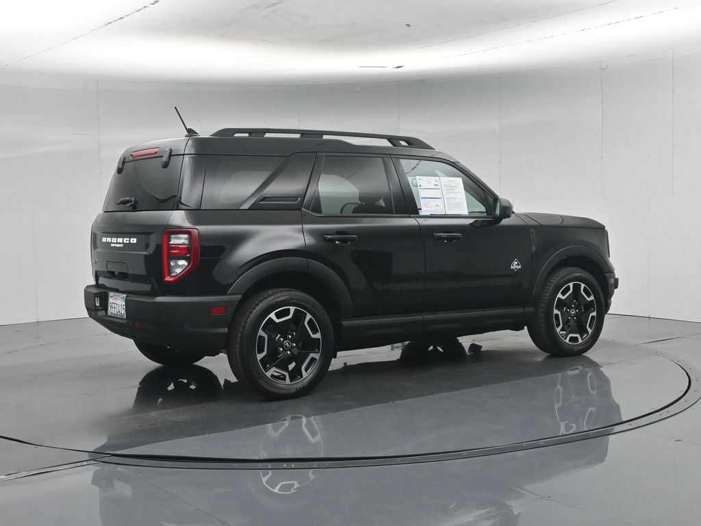 Certified 2023 Ford Bronco Sport Outer Banks AWD/4WD image 30