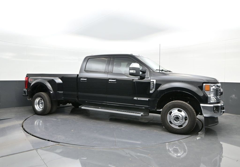 Certified 2022 Ford F350 XLT w/ XLT Premium Package image 17