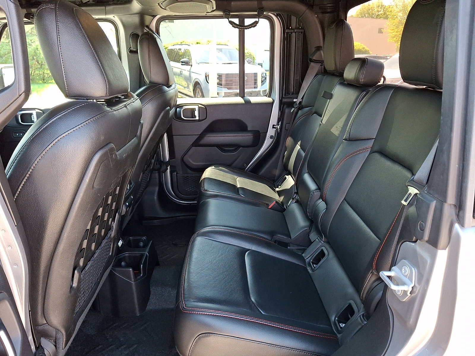 Used 2020 Jeep Gladiator Rubicon AWD/4WD image 13