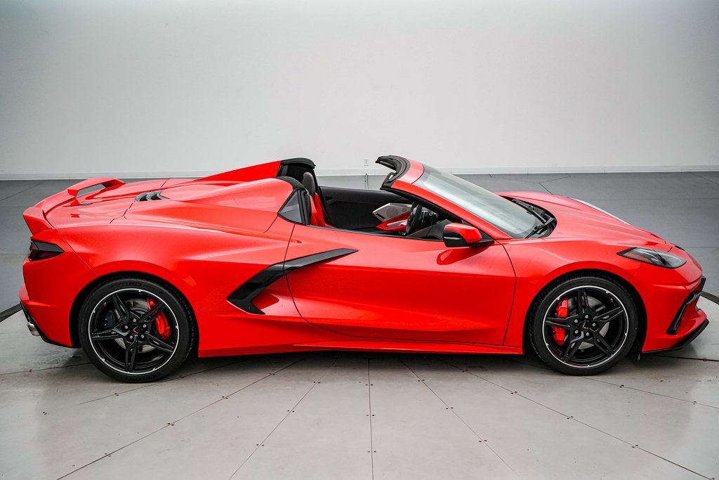 Used 2020 Chevrolet Corvette Stingray Preferred Conv w/ 2LT Preferred Equipment Group image 3