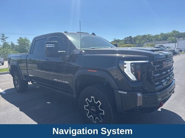 Used 2024 GMC Sierra 2500 AT4X AWD/4WD image 2