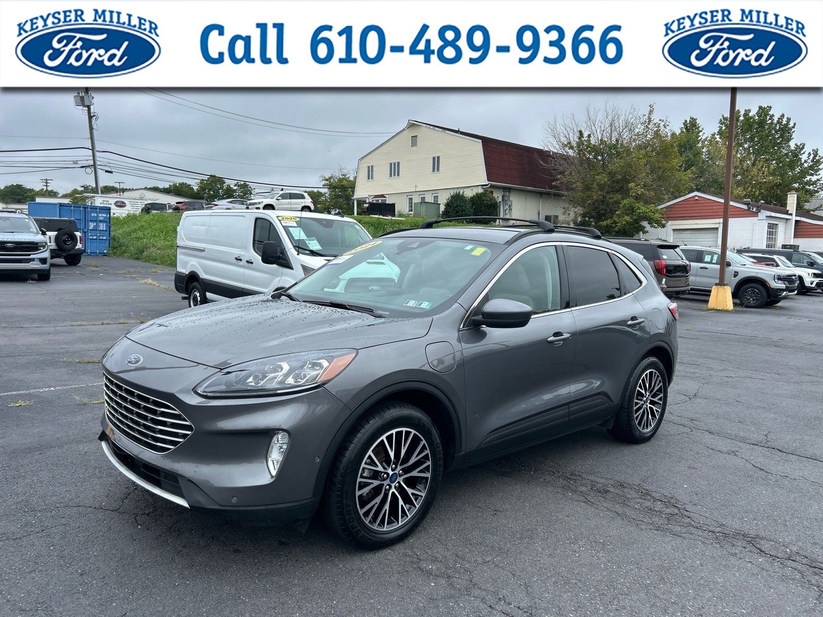 Certified 2021 Ford Escape Titanium w/ Class II Trailer Tow Package FWD image 1
