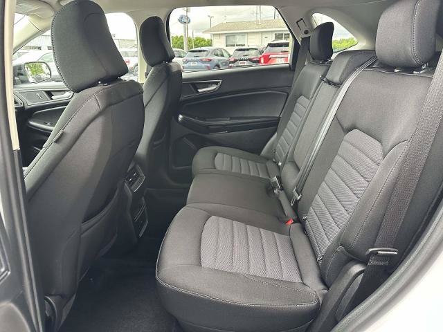 Certified 2023 Ford Edge SE w/ Black Appearance Package AWD/4WD image 11