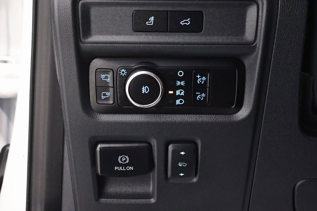 Certified 2024 Ford Expedition Platinum image 33