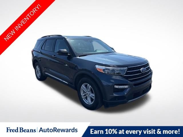 Certified 2023 Ford Explorer XLT w/ Equipment Group 202A AWD/4WD image 1