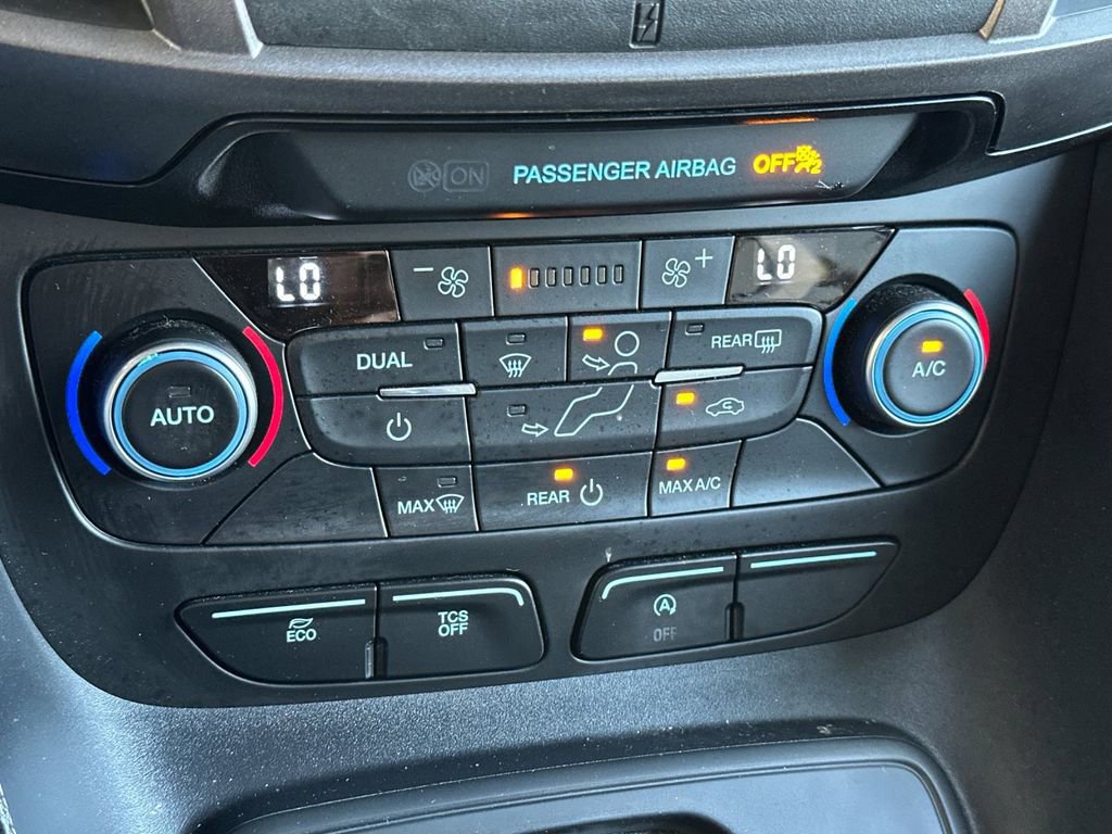 Certified 2023 Ford Transit Connect XLT image 21