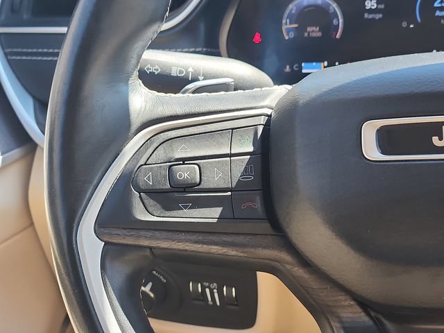 Used 2021 Jeep Grand Cherokee L Limited w/ MOPAR Finishing Package AWD/4WD image 14