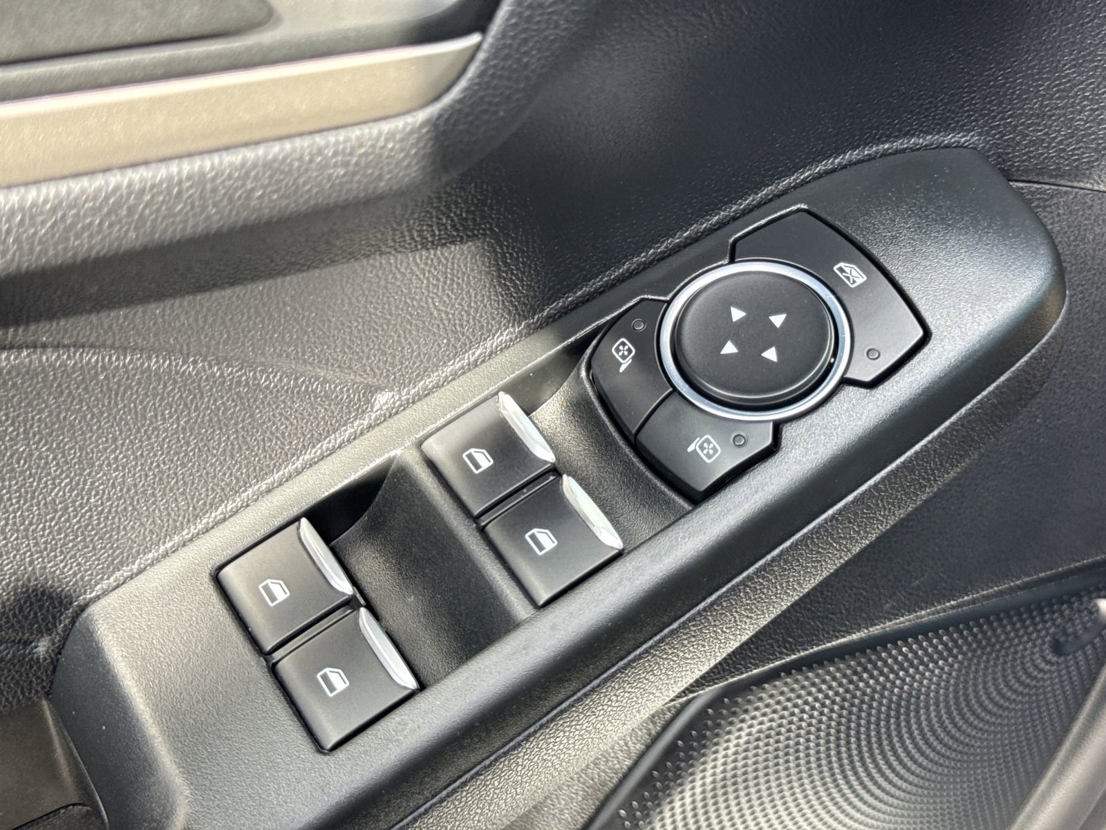 Certified 2022 Ford Escape SE w/ Convenience Package image 19