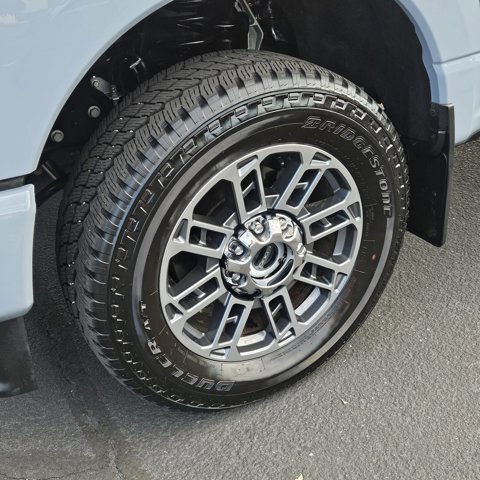 Certified 2024 Ford F350 Limited w/ FX4 Off-Road Package image 10