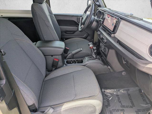 Used 2026 Jeep Wrangler Sport AWD/4WD image 19