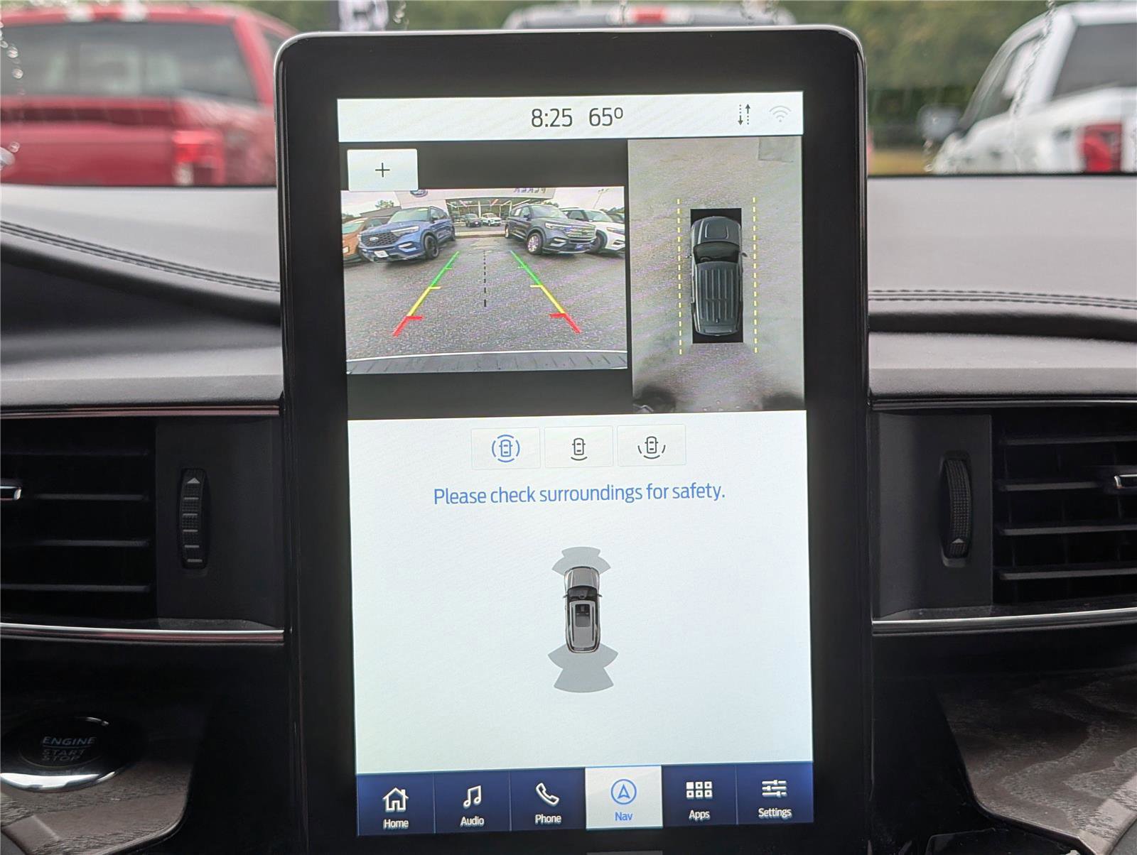 Certified 2022 Ford Explorer Platinum w/ Equipment Group 601A image 33