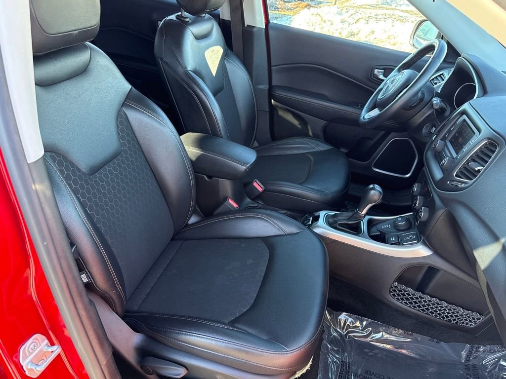 Used 2018 Jeep Compass Latitude image 8