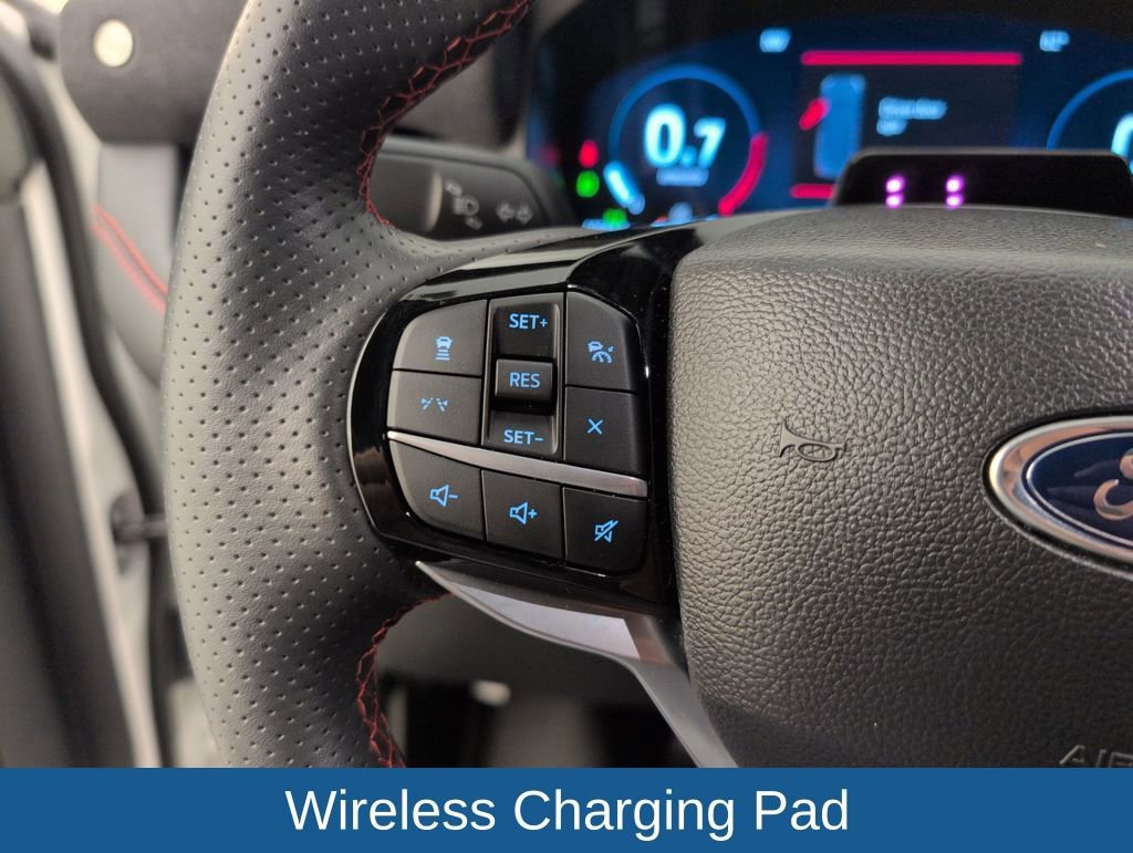 Certified 2025 Ford Explorer ST-Line w/ Premium Package image 41