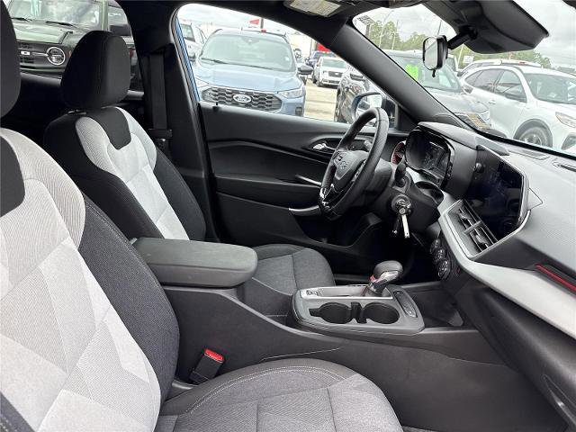 Used 2024 Chevrolet Trax RS w/ Driver Confidence Package image 18
