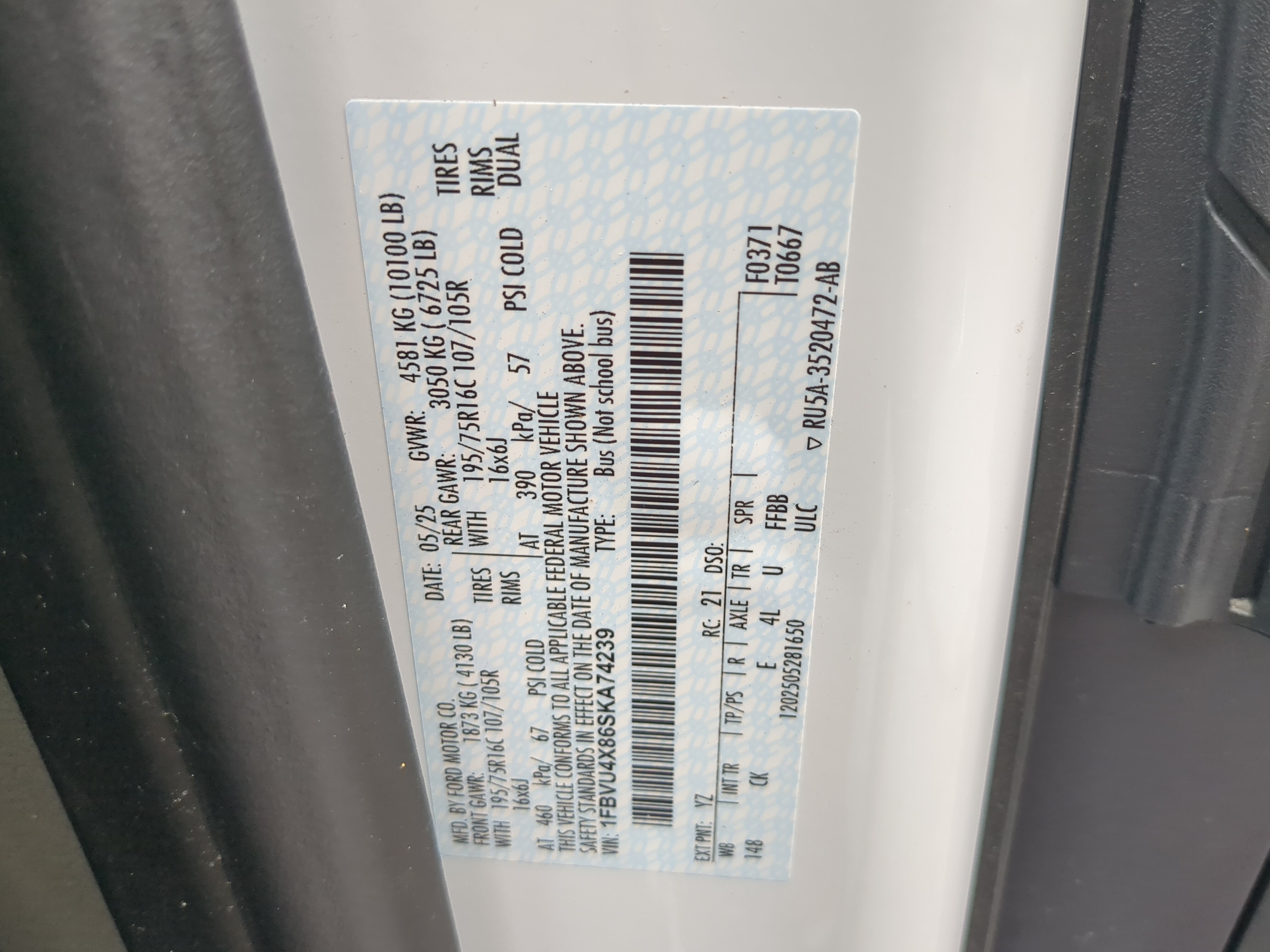 Certified 2025 Ford Transit 350 XLT RWD image 26