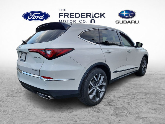 Used 2024 Acura MDX w/ Technology Package AWD/4WD image 4