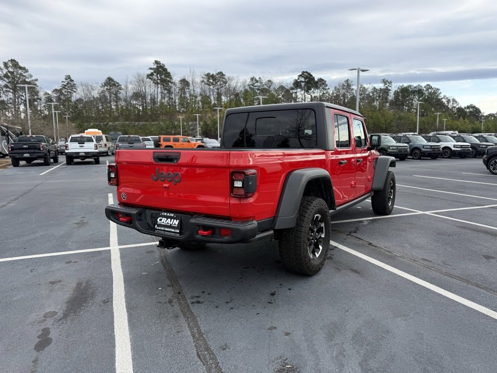 Used 2024 Jeep Gladiator Rubicon w/ Technology Group image 8