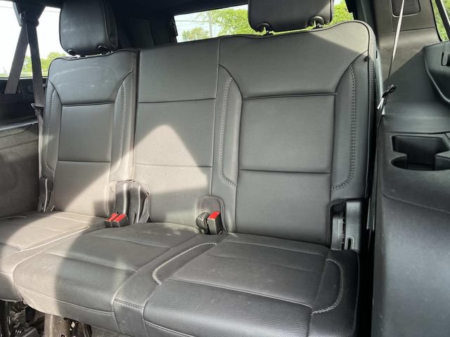 Used 2022 GMC Yukon XL Denali AWD/4WD image 14
