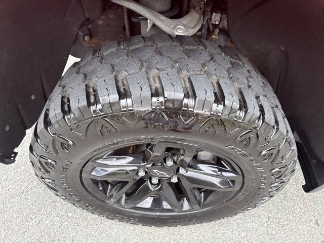 Used 2021 Chevrolet Silverado 1500 LT Trail Boss w/ Convenience Package II AWD/4WD image 14