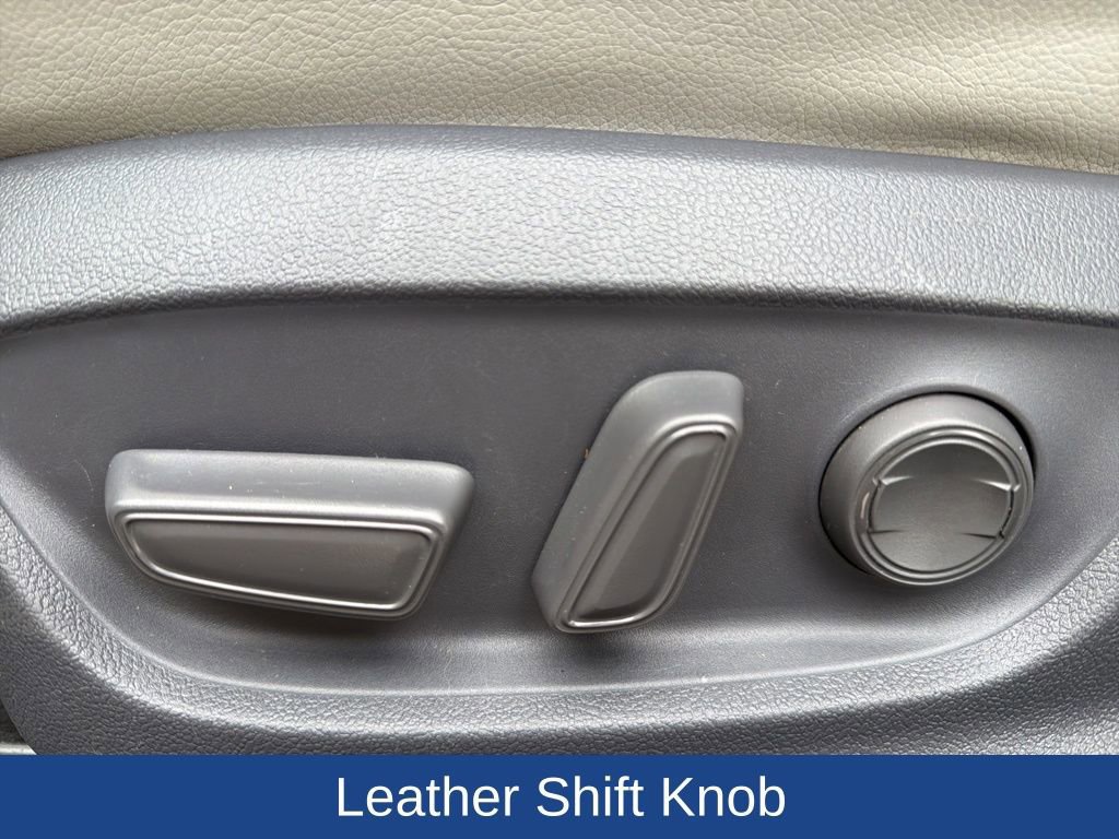 Used 2018 Toyota Camry SE image 13