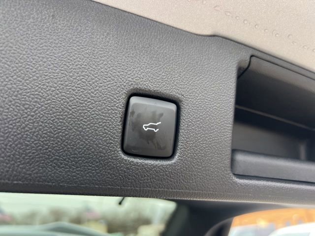 Certified 2023 Ford Escape ST-Line Elite image 25