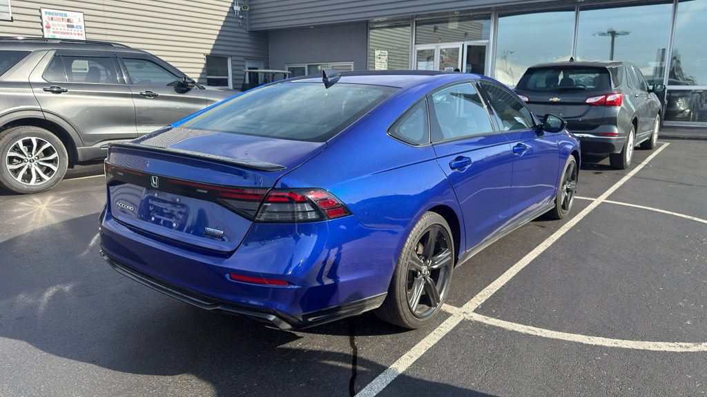 Used 2023 Honda Accord Sport image 4