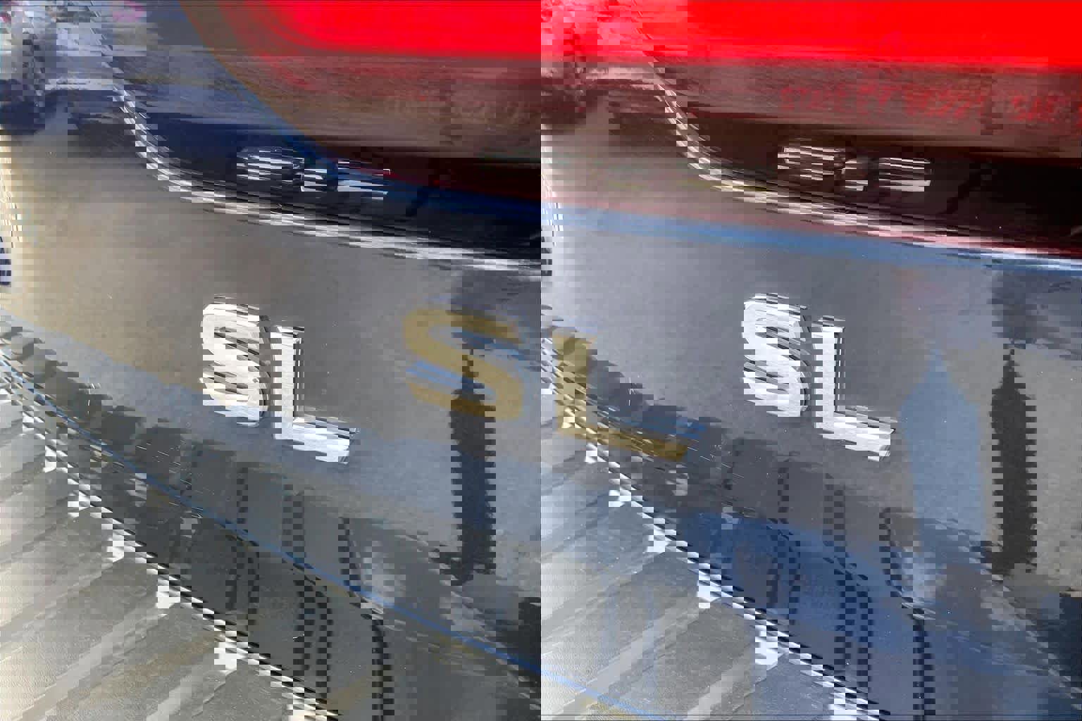 Used 2023 Nissan Armada SL w/ Captain's Chairs Package image 12