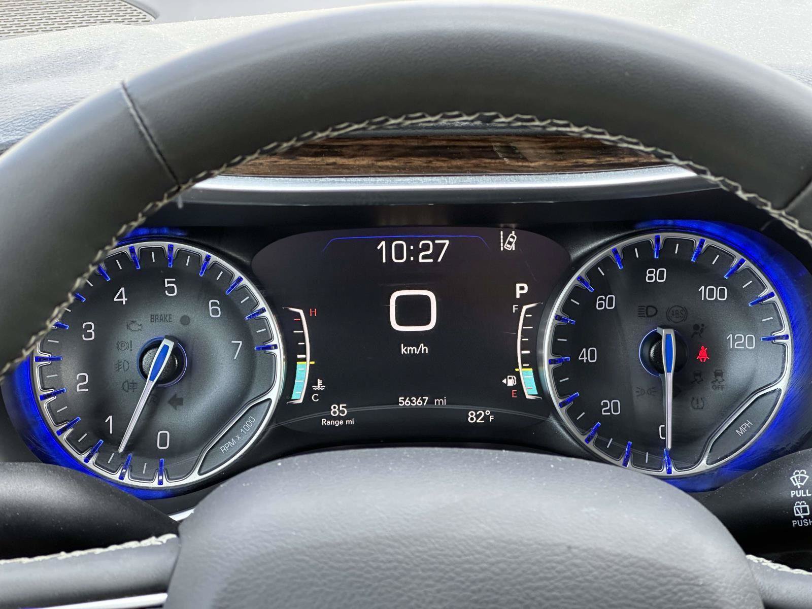 Used 2023 Chrysler Pacifica Limited FWD image 24