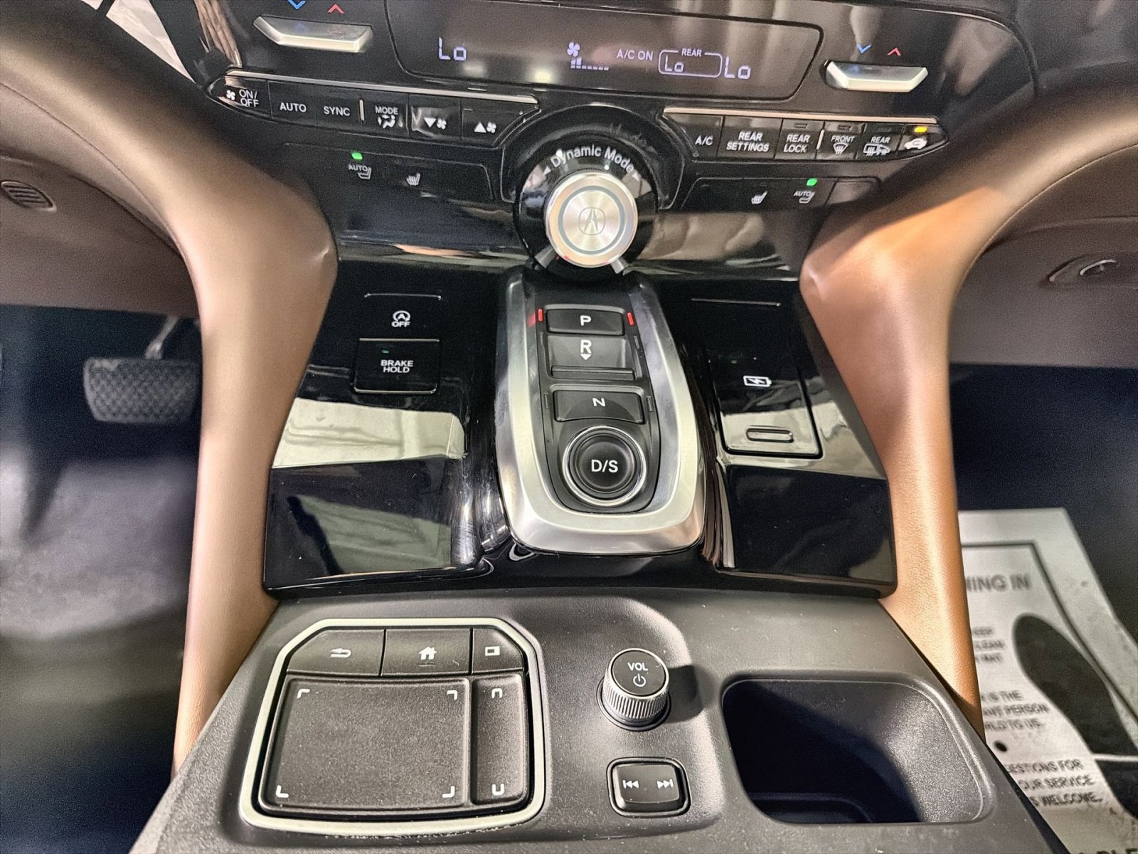 Used 2023 Acura MDX SH-AWD w/ Technology Package image 30