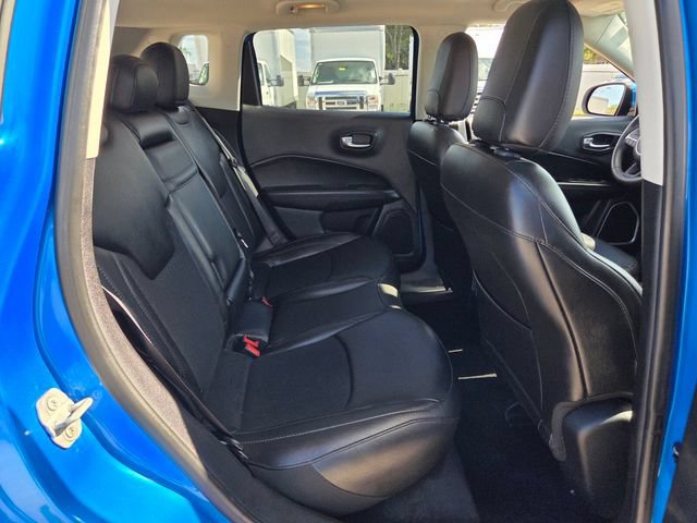 Used 2019 Jeep Compass Latitude FWD image 17