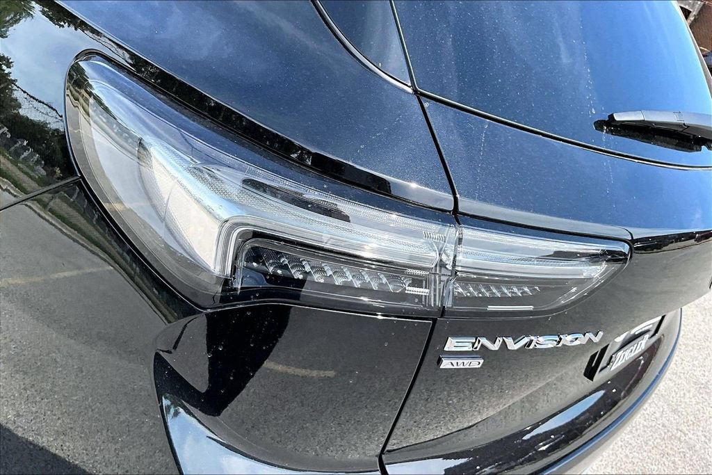 Used 2023 Buick Envision Avenir AWD/4WD image 29