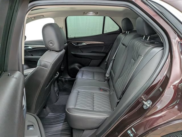 Used 2022 Buick Envision Avenir w/ Safety Package FWD image 17